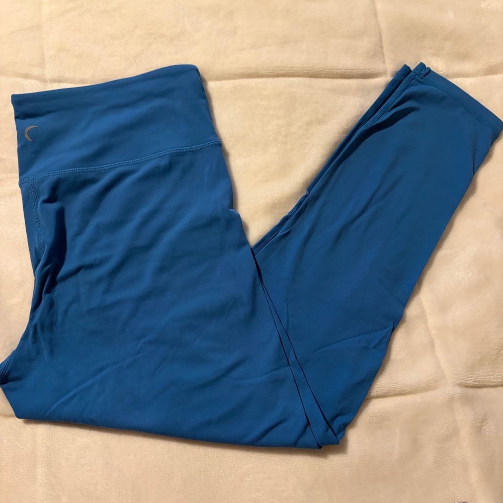 ZYIA Active Sky Blue Butter Soft Capri High Waist Leggings size 8-10